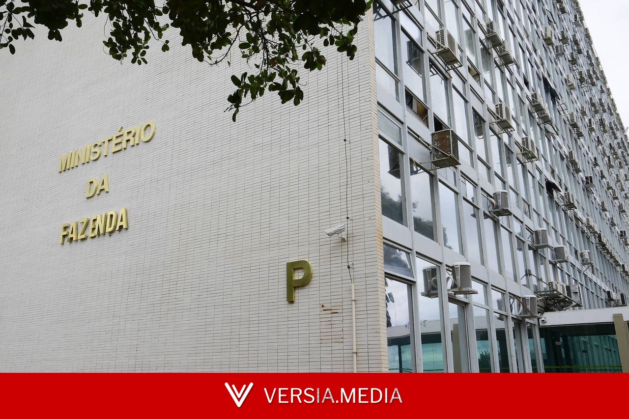 Fazenda eleva projeção oficial de inflação em 2026 para 5,1%, acima da meta do BC