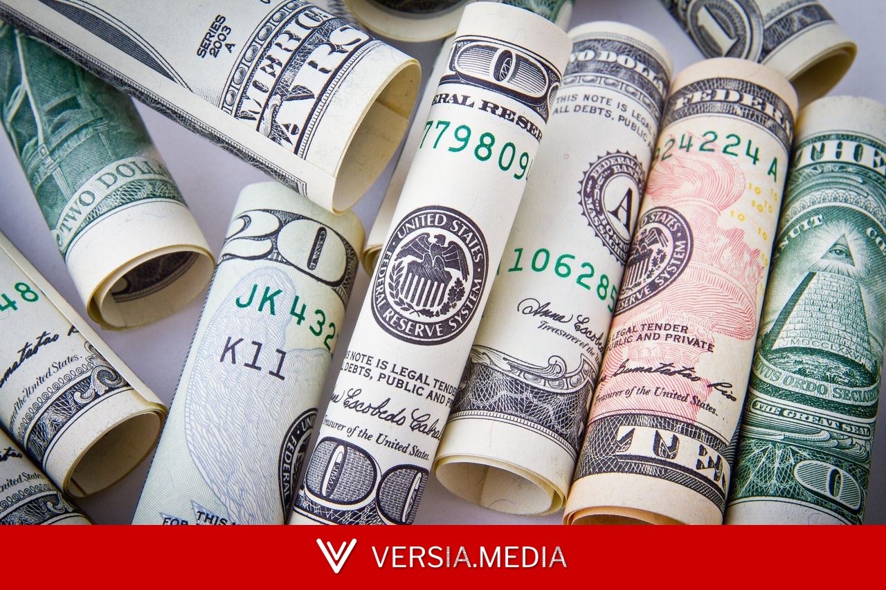 Dólar cai e fecha a R$ 5,16, de olho em dados de emprego; Ibovespa sobe