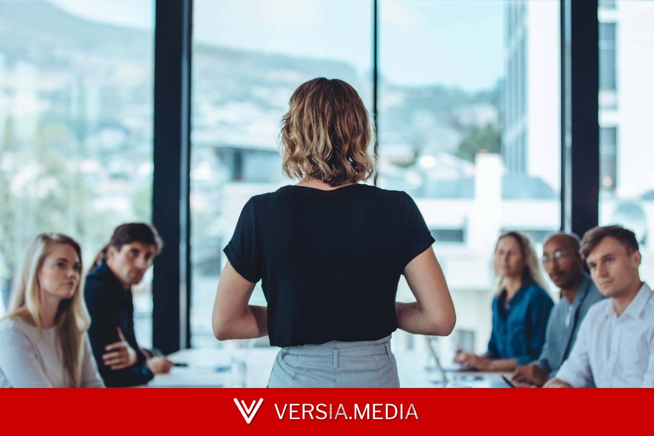 Mesmo mais qualificadas, mulheres enfrentam retrocesso profissional após anos de avanços