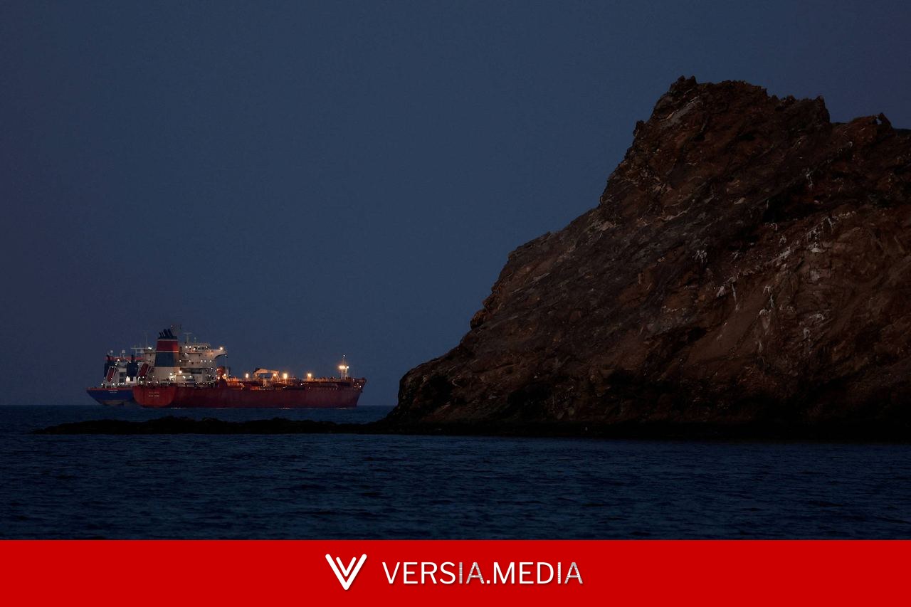 Preço do petróleo dispara e volta a superar patamar pré-guerra com novos ataques em Hormuz