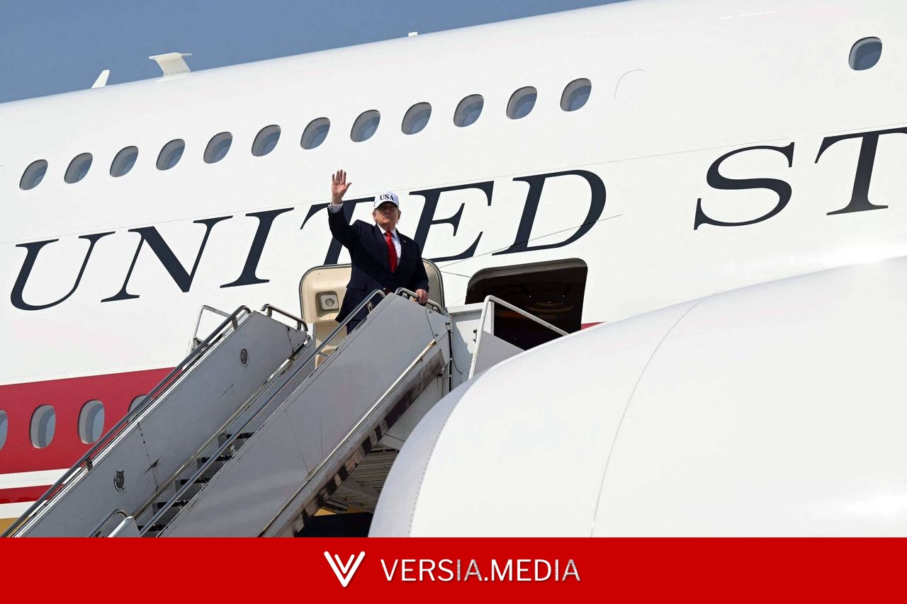 Ganho inesperado de US$ 2,2 bilhões de Donald Trump gera comparações com líderes autoritários