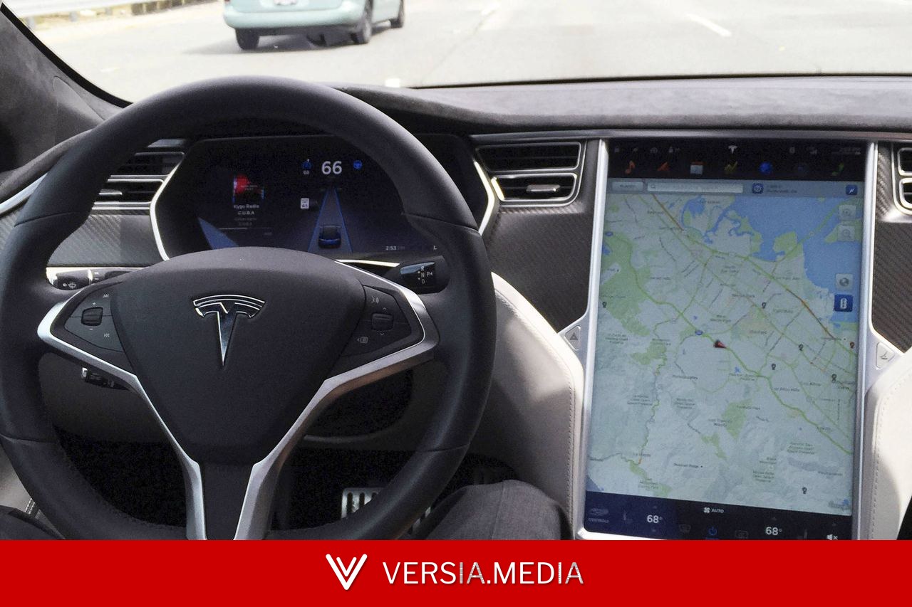 Acidente com Tesla com direção autônoma mata mulher nos EUA