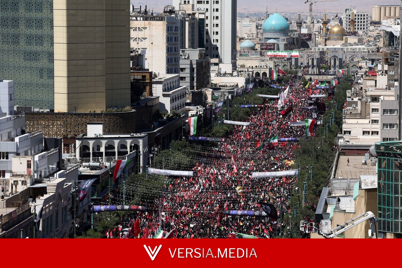 Petróleo sobe quase 2% em dia de enterro de Khamenei e novos ataques entre EUA e Irã