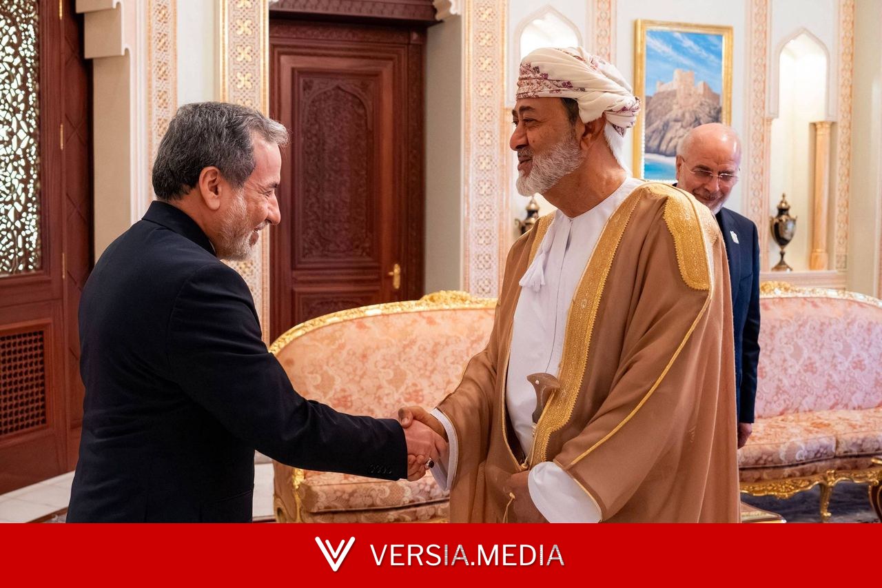 Irã e Omã avançam com planos para cobrar por passagem no estreito de Hormuz