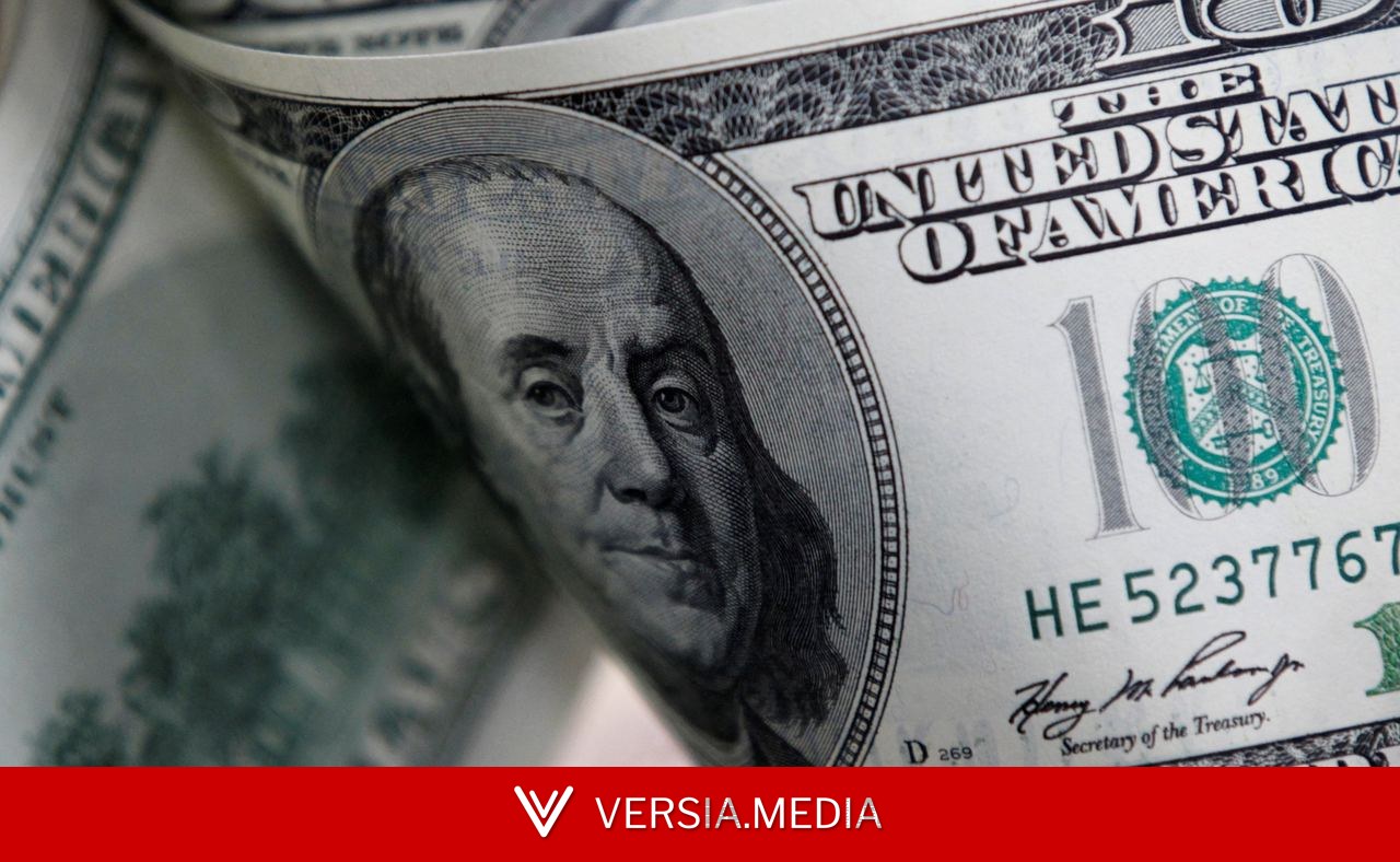 Dólar sobe e Ibovespa cai, com tensões comerciais e petróleo no radar