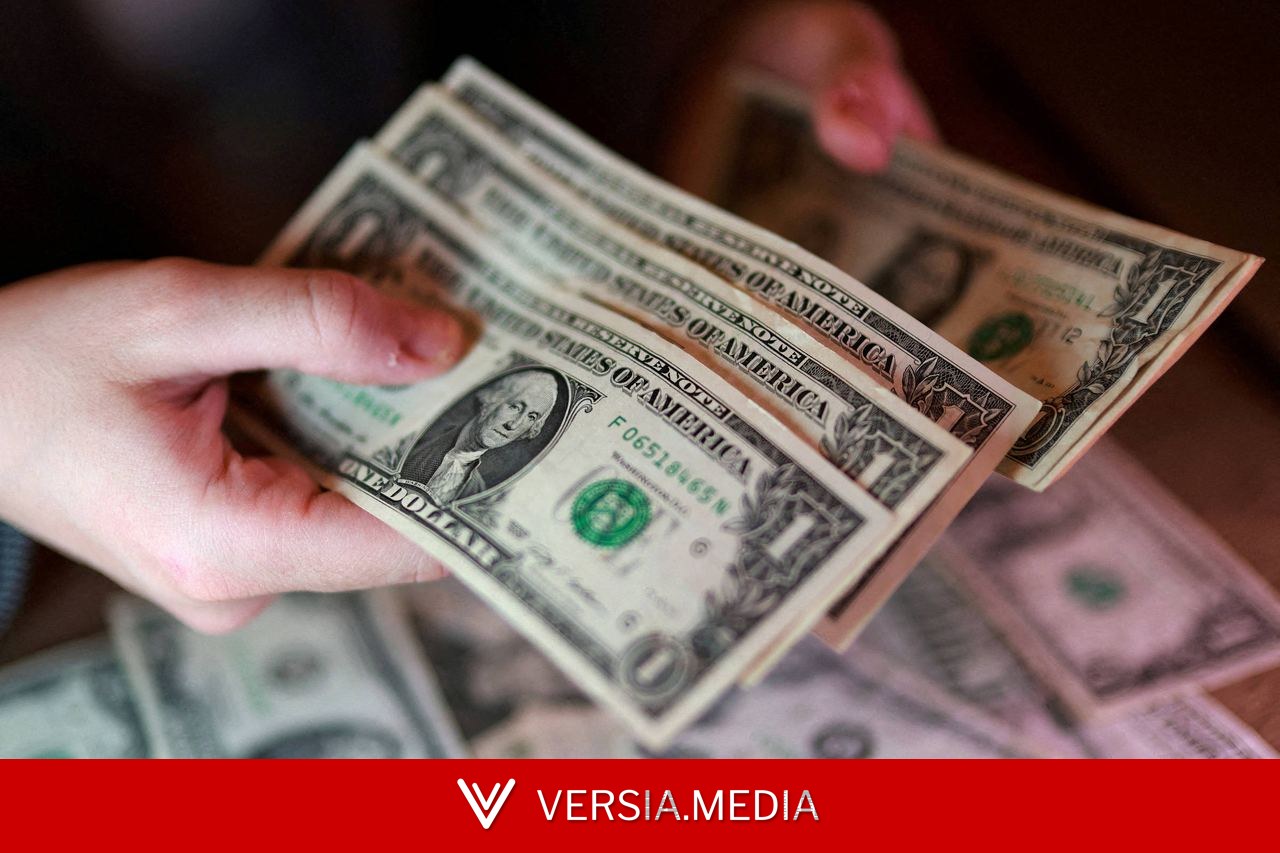 Dólar recua e Bolsa tem forte alta com negociações no Oriente Médio de volta aos holofotes