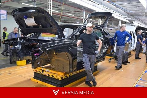 Volkswagen planeja ampliar demissões para 100 mil em um dos maiores cortes da história